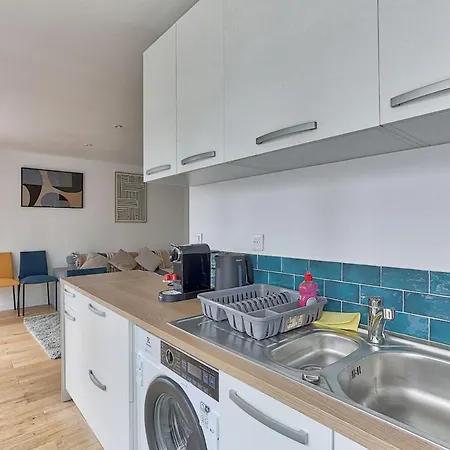 2 Minutes From La Defense - Ideal For 6 Guests Apartment Puteaux