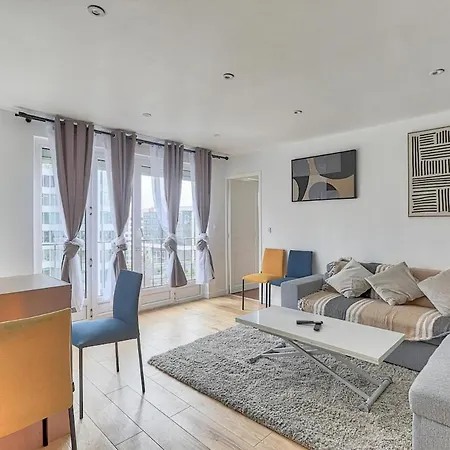 2 Minutes From La Defense - Ideal For 6 Guests * Puteaux